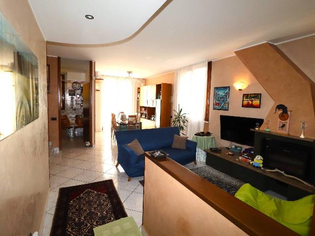 Apartament in Via San Pietro, Solaro - Photo 1