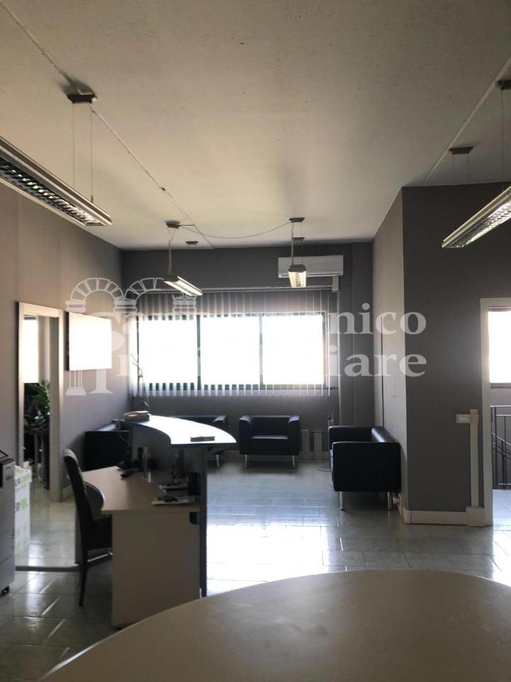 Ufficio in , San Giuliano Terme, {3} - Foto 1