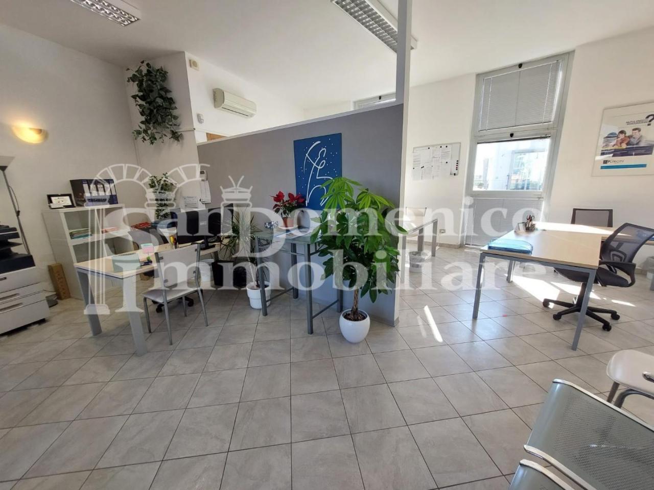 Ufficio in , San Giuliano Terme, {3} - Foto 1