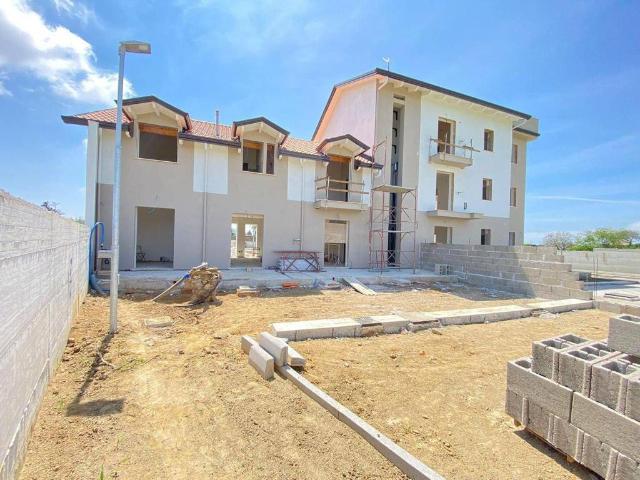 Terraced house in Via 1 Gelsi, Giugliano in Campania - Photo 1