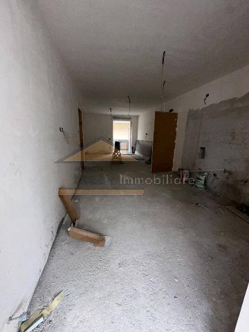 Vierzimmerwohnung in Via Roma, Sant'Antimo - Foto 1