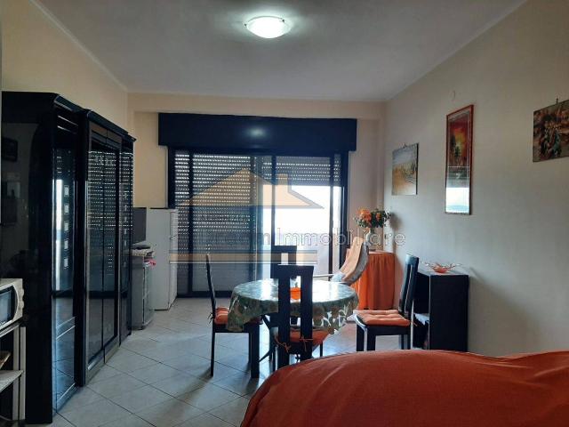 3-room flat in Viale del Mare, Castel Volturno - Photo 1