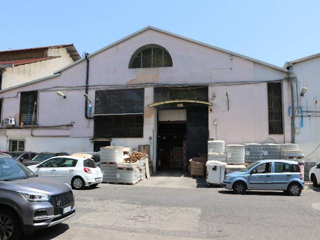 Lagerhalle in Via Colonnello Gabriele Pepe, Napoli - Foto 1