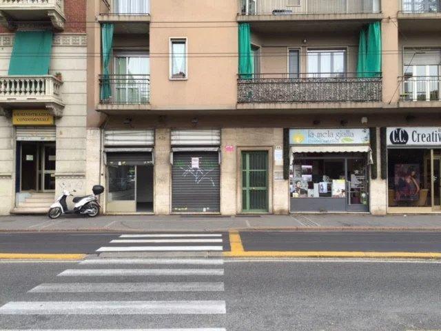 Geschäft in Via Genova, 61. 61, Torino - Foto 1