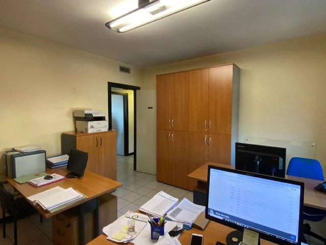 Gemeinschaftsbüro in Centro Direzionale, Napoli - Foto 1