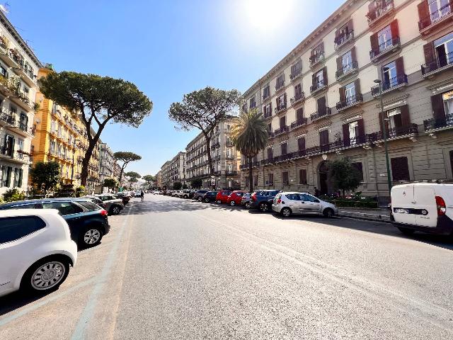 Shared office in Viale Antonio Gramsci, Napoli - Photo 1