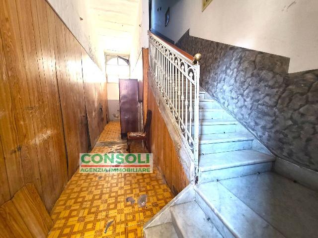 3-room flat in Via Giuseppe La Farina, Riposto - Photo 1