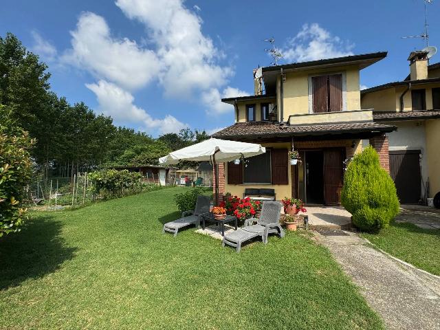 Villa a schiera in Via Cusani Visconti, Chignolo Po - Foto 1