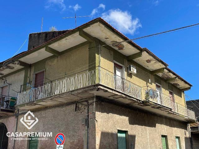 4-room flat in Via Flavio Gioia S.N.C., Acerra - Photo 1