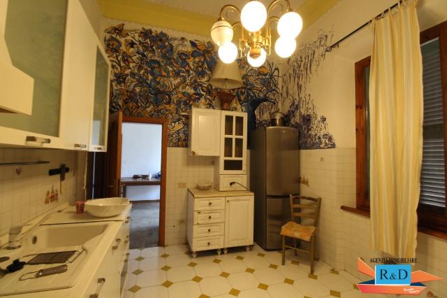 Apartament in Ia Giuseppe Giusti 1, Colle di Val d'Elsa - Photo 1