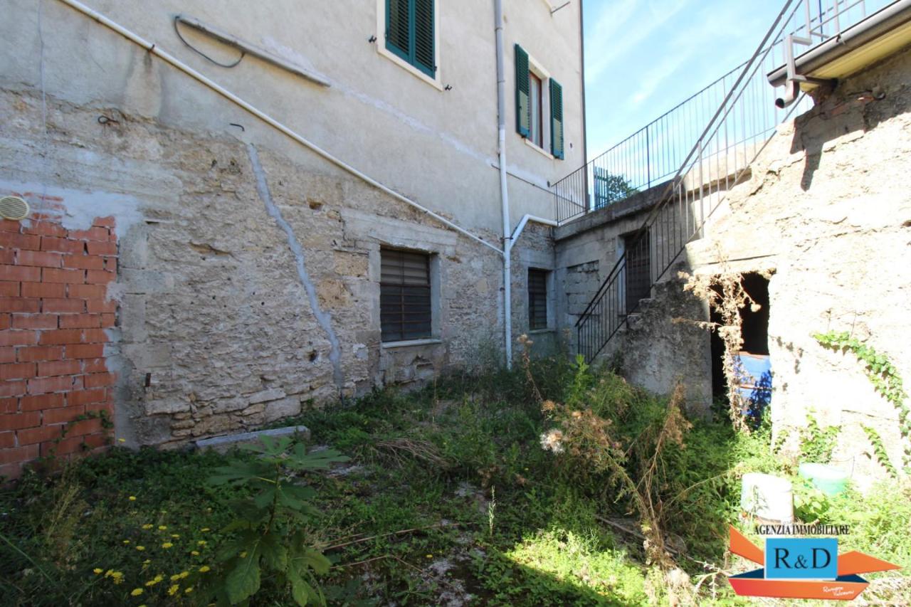 Laboratorio in , Colle Di Val D'Elsa, {3} - Foto 2