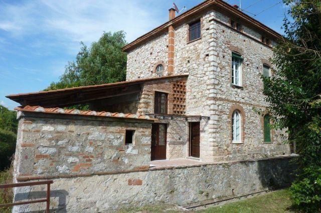 Detached house in Via Fregionaia, Lucca - Photo 1