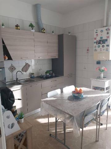 3-room flat in Via della Tecnica, Solaro - Photo 1