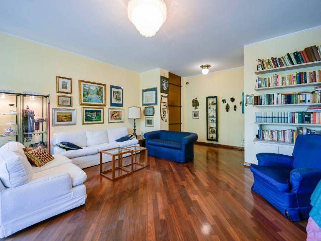 main gallery real estate image