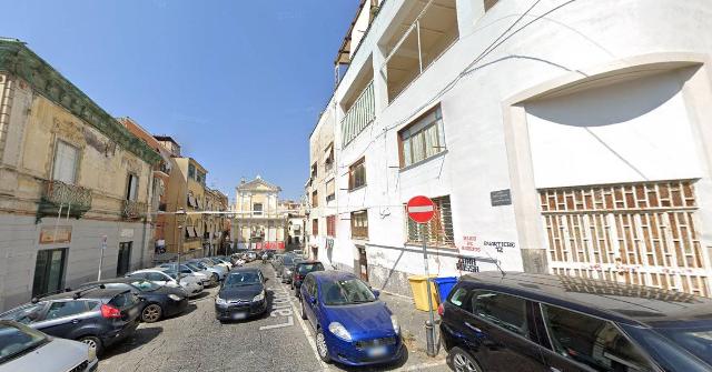 2-room flat in Largo Constantinopoli, Torre del Greco - Photo 1