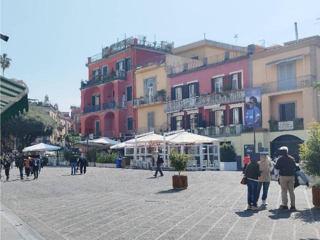 Geschäft in Corso della Repubblica 93, Pozzuoli - Foto 1