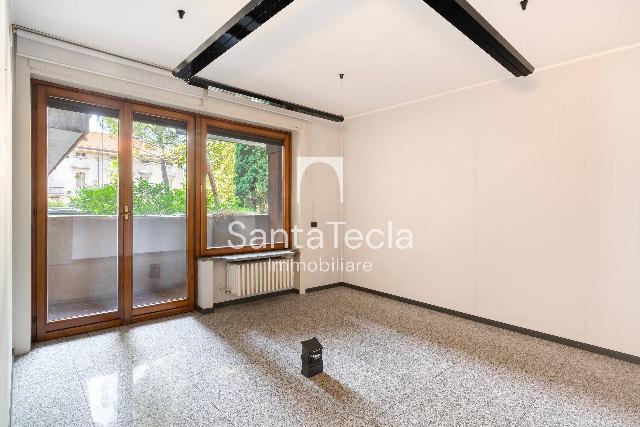 Apartament in Via Trieste 12, Lecco - Photo 1