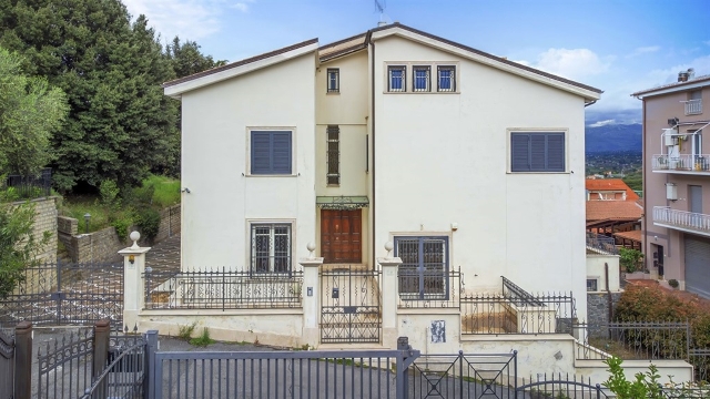 Villa in Via Capocroce 41, Colonna - Foto 1