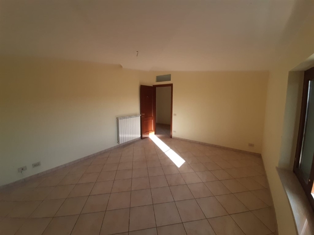 Dreizimmerwohnung in Via Lago di Bracciano 138, Monte Compatri - Foto 1