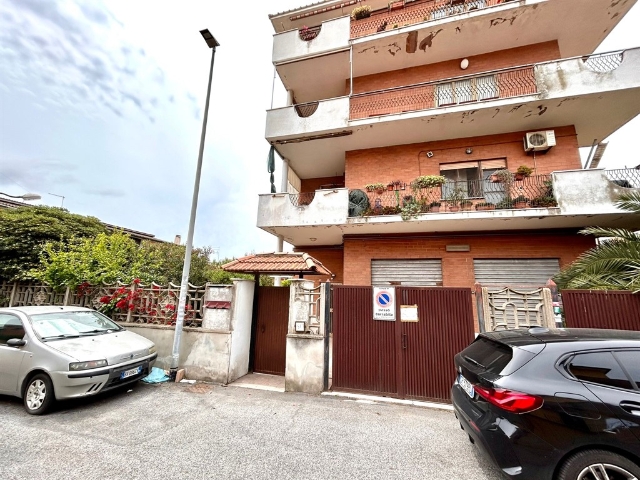 2-room flat in Via Edita Broglio 30, Roma - Photo 1