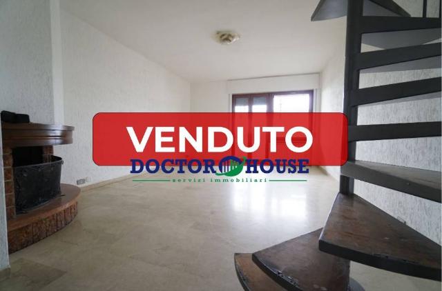 Penthouse in Via Papa Giovanni XXIII 27, Cologno Monzese - Photo 1