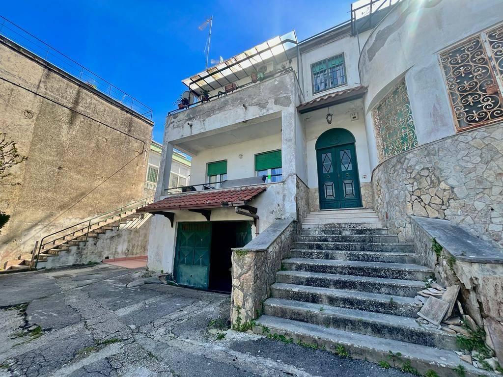 Villa in vendita a Napoli