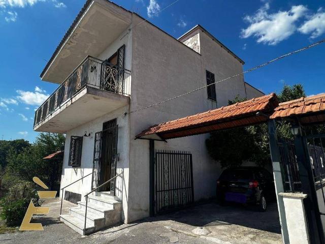 Villa in Via Torretta Fiorillo 11, Torre del Greco - Foto 1