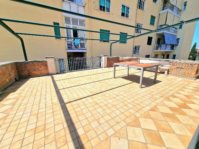 Quadrilocale in Via Vincenzo Gambardella 43, Torre Annunziata - Foto 1