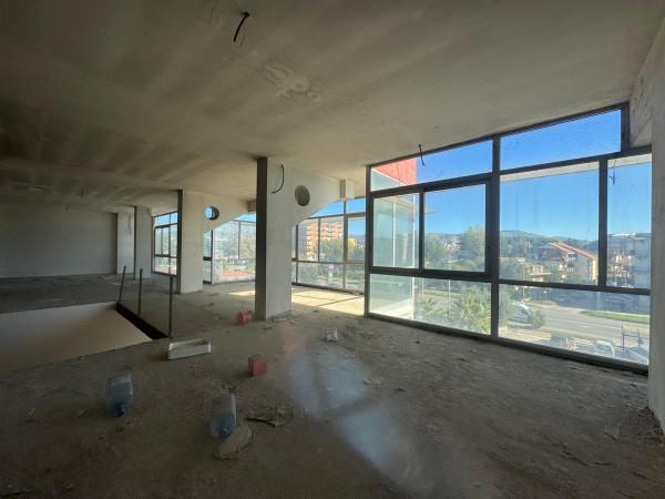 Ufficio in Viale Carlo III di Borbone 156, San Nicola La Strada, {3} - Foto 1
