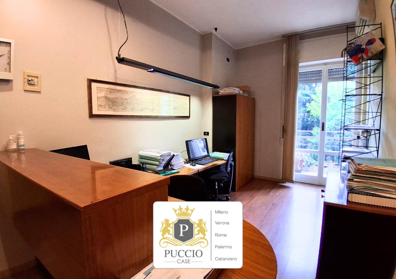 Ufficio in , Verona, {3} - Foto 1