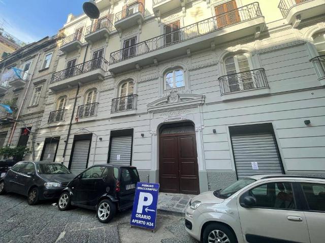 Negozio in Via Sant'Arcangelo a Baiano 14, Napoli - Foto 1