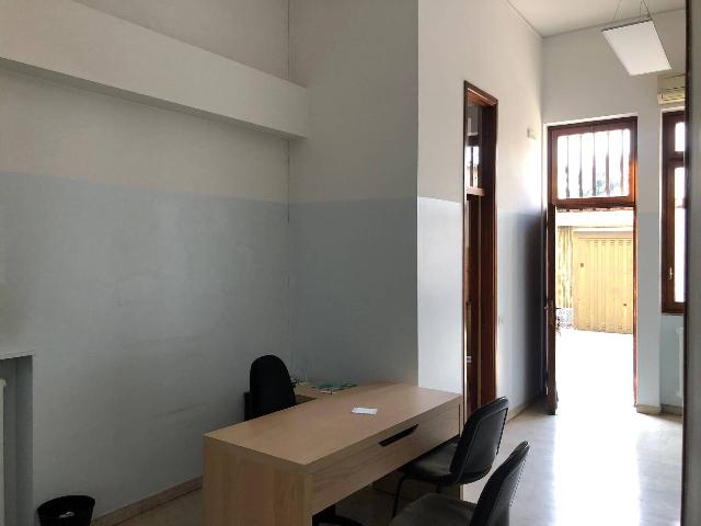 Gemeinschaftsbüro in Via Monza 31, Brugherio - Foto 1