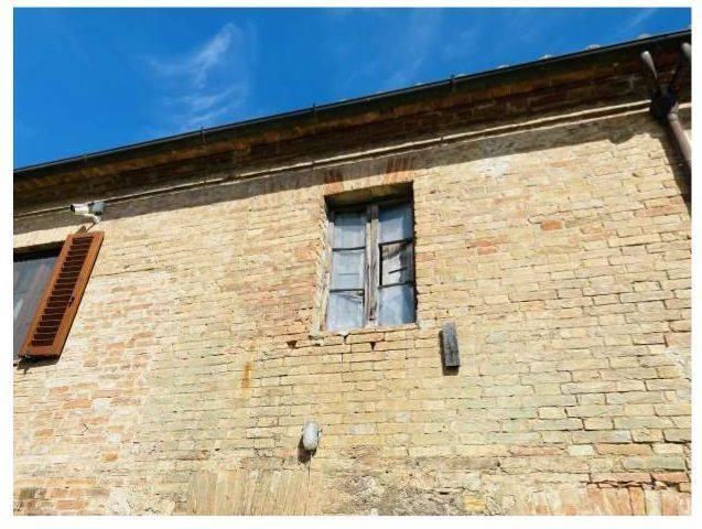 Country house or cottage, Siena - Photo 1