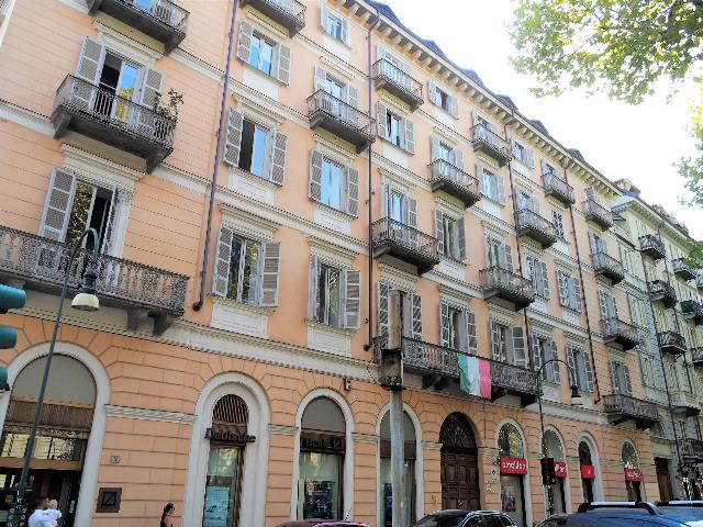 3-room flat in Corso Vittorio Emanuele II 25, Torino - Photo 1