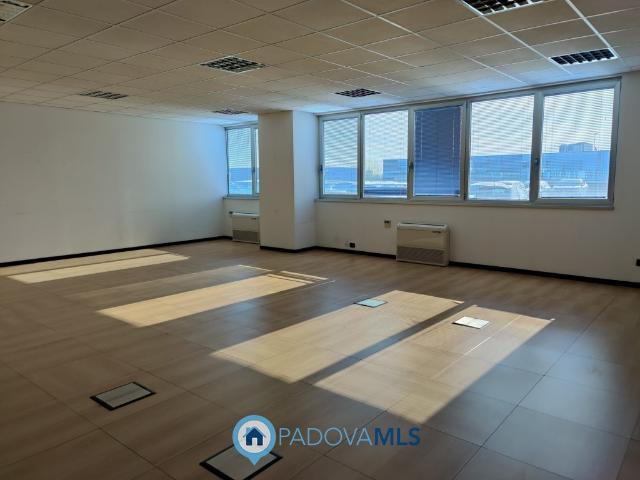 Office in Via Lisbona, Padova - Photo 1