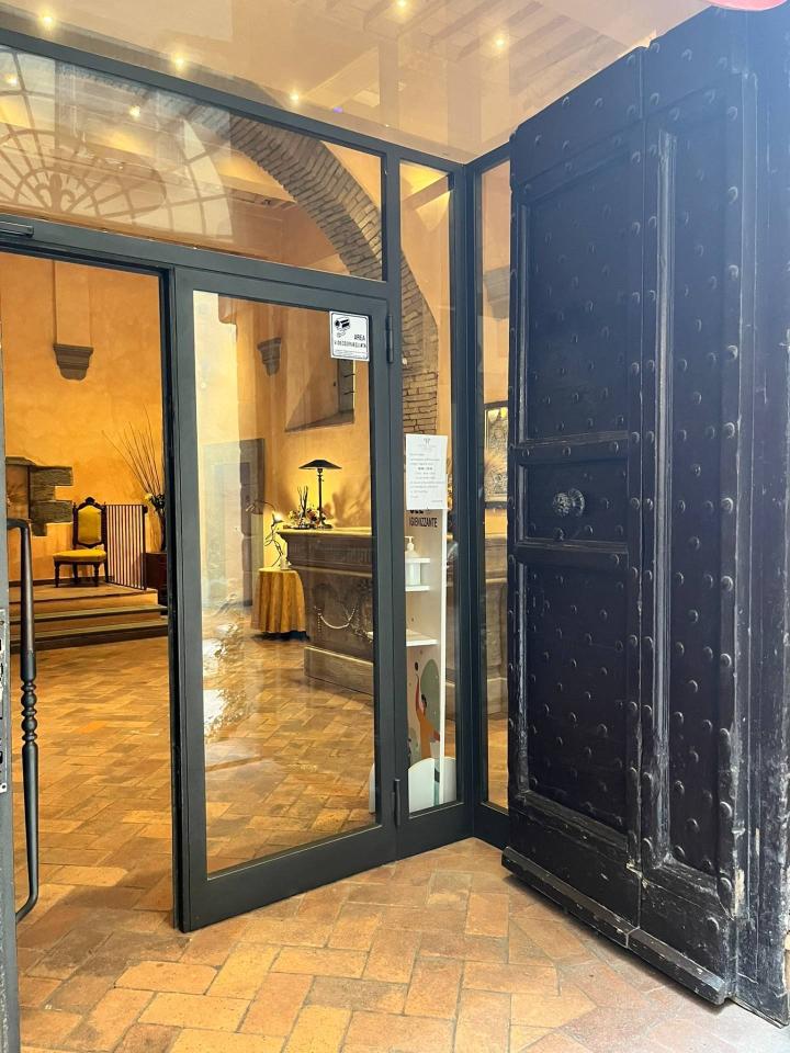 Albergo in Via Ghibellina 5-7, Cortona - Foto 1