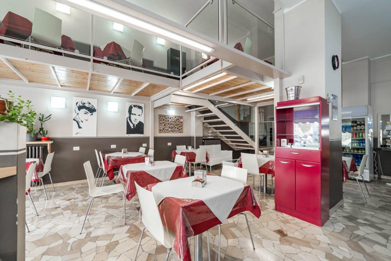 Bar in Via Pinturicchio, Milano - Foto 1