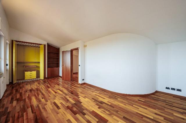 Wohnung in Via dei Pini, Pino Torinese - Foto 1