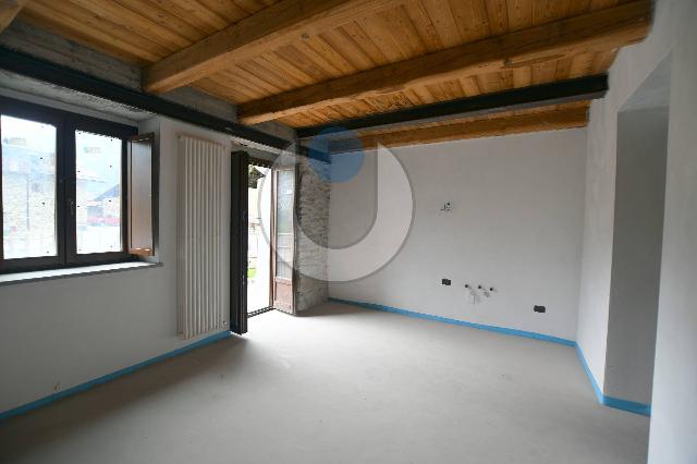 Dreizimmerwohnung in Borgata Mollieres 18, Cesana Torinese - Foto 1