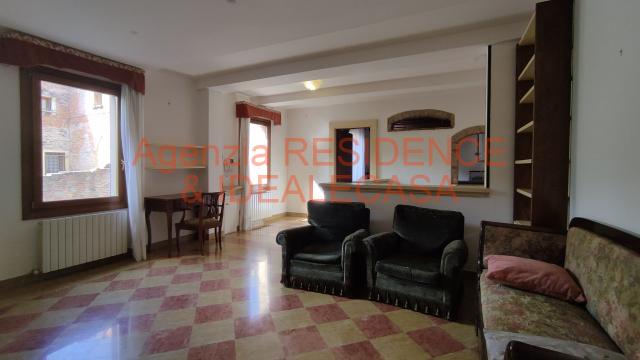 3-room flat in Via Umberto I, Padova - Photo 1