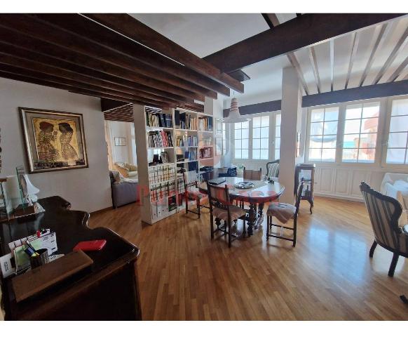 main gallery real estate image