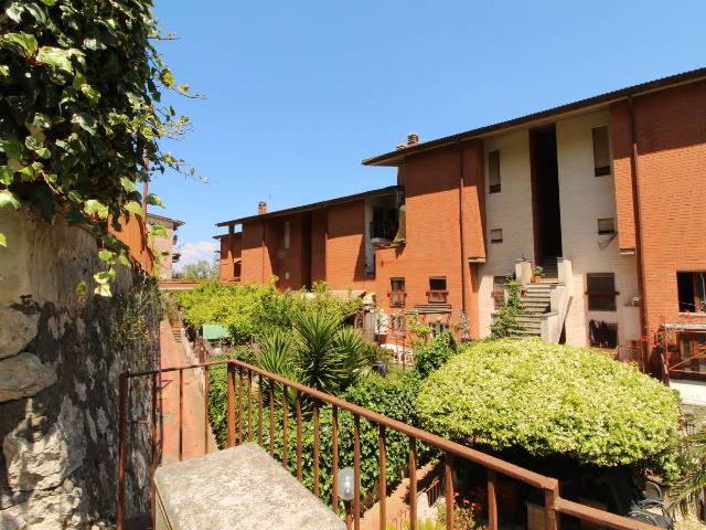 4-room flat in Via Raffaele Bosco 957, Vico Equense - Photo 1