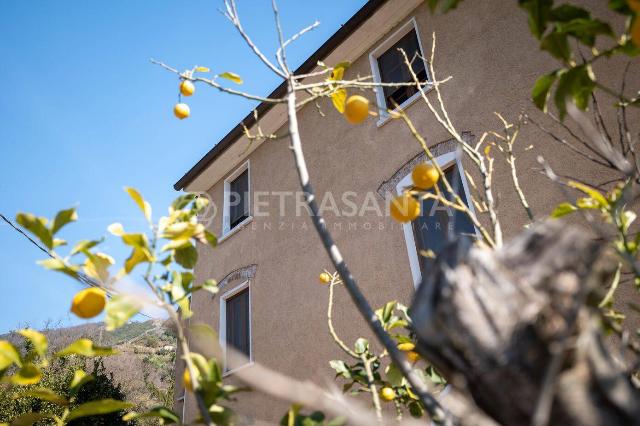 Country house or cottage in Via Cerro Grosso, Pietrasanta - Photo 1