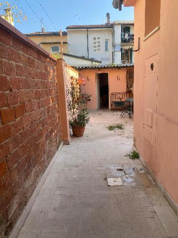 Small villa, Viareggio - Photo 1