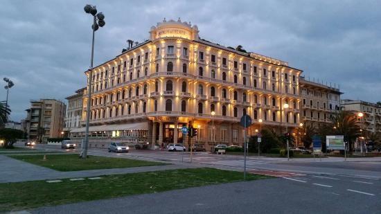Laboratorio in , Viareggio, {3} - Foto 2