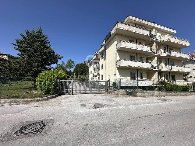 3-room flat in Via Sangrina 5, Castel di Sangro - Photo 1