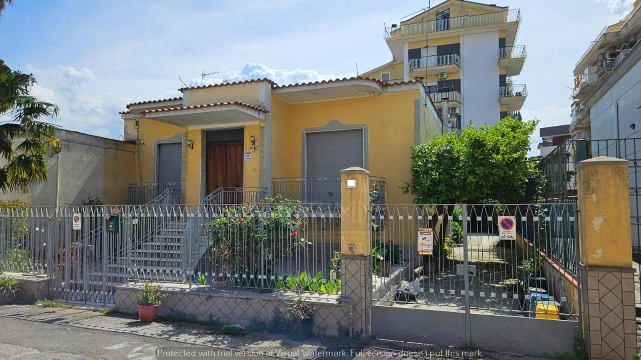 Villa in vendita a Casalnuovo Di Napoli