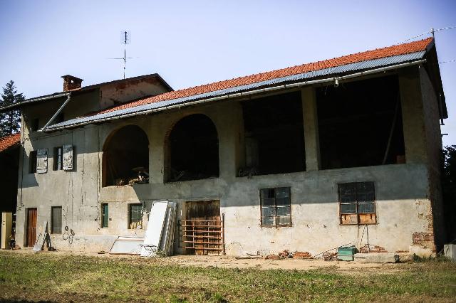 Country house or cottage in Strada Monza 4, Chieri - Photo 1