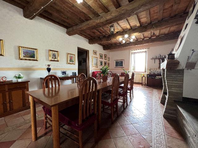 Villa in Via Casale, Gualdo Tadino - Foto 1