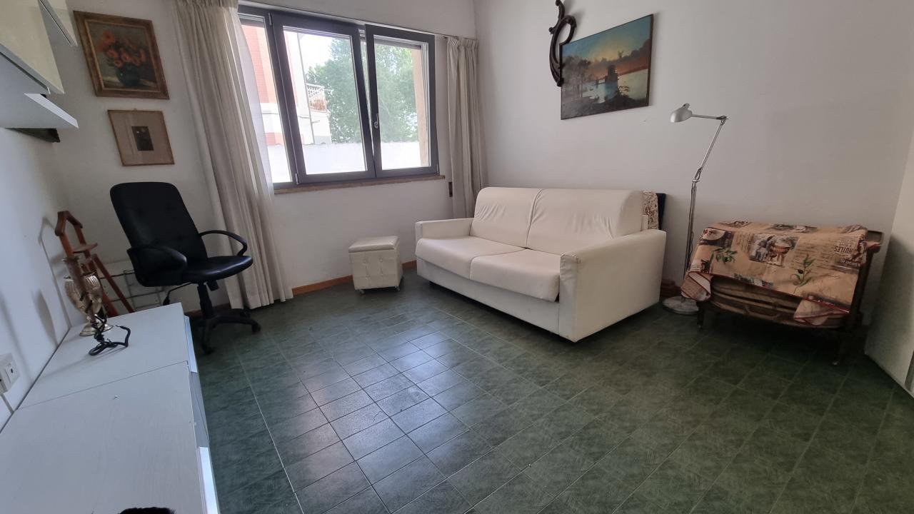 Ufficio in , Viareggio, {3} - Foto 2
